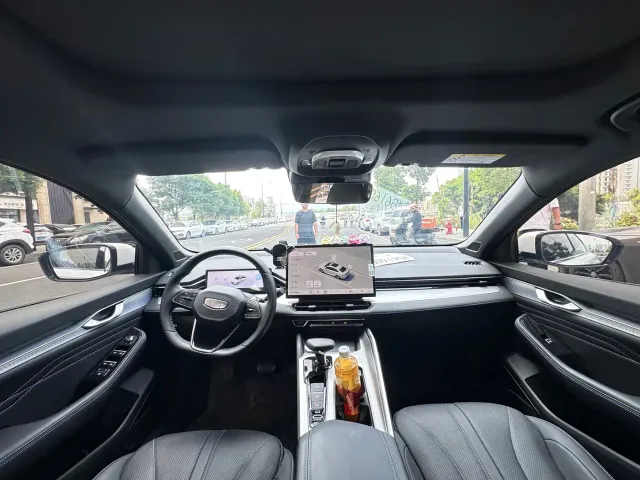 Geely Xingrui — Фото автомобиля 8