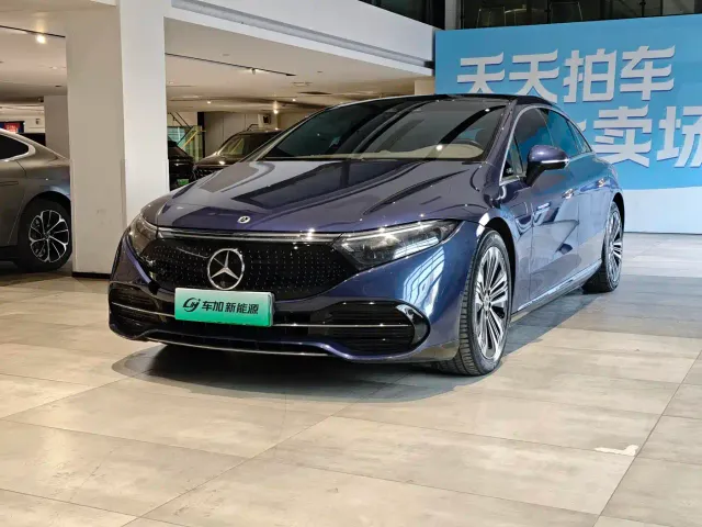 Фотография автомобиля — Mercedes-Benz EQS