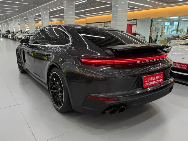 Porsche Panamera — Фото автомобиля 4