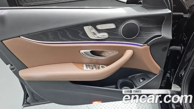 Mercedes-Benz E-Class W213 — Фото автомобиля 11