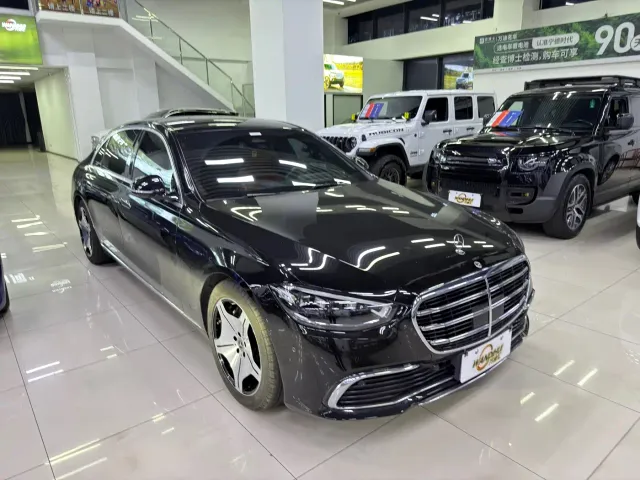 Mercedes-Benz S-Class — Фото автомобиля 3