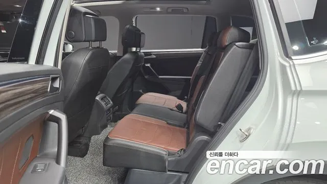 Volkswagen Tiguan — Фото автомобиля 12