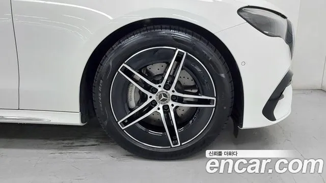 Mercedes-Benz E-Class W214 — Фото автомобиля 5
