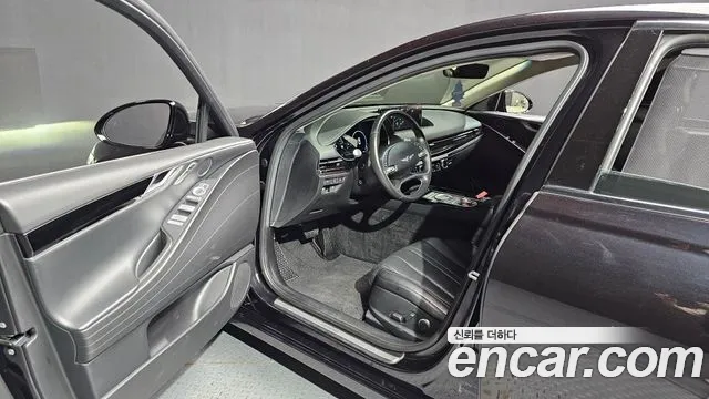 Genesis G80 Бензин 2.5 турбо AWD — Фото автомобиля 10