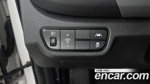 Kia Seltos Seltos Бензин 1.6 турбо 2WD — Фото автомобиля 17
