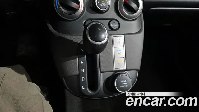 Hyundai Casper Casper Modern — Фото автомобиля 9