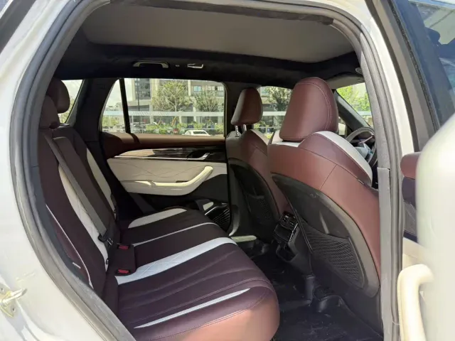 Geely Xingyue L — Фото автомобиля 10
