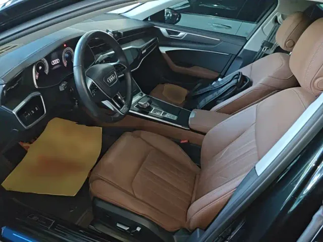 Audi A6L — Фото автомобиля 14