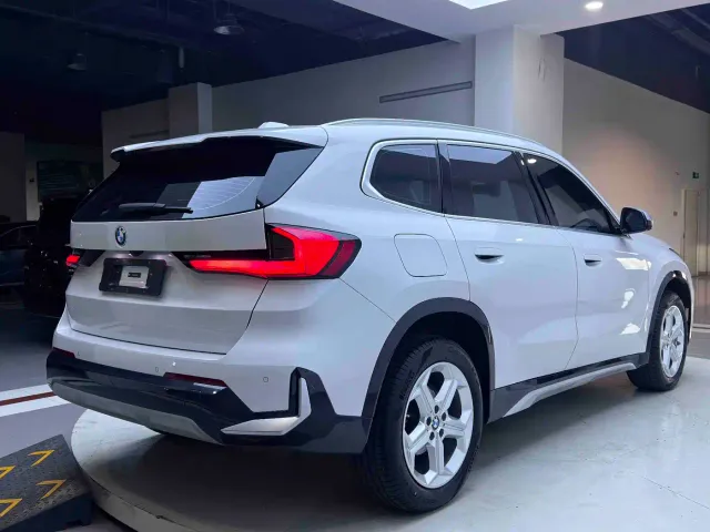 BMW X1 — Фото автомобиля 6