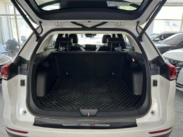 Haval H6 — Фото автомобиля 18