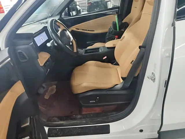 Geely Galaxy L7 — Фото автомобиля 14