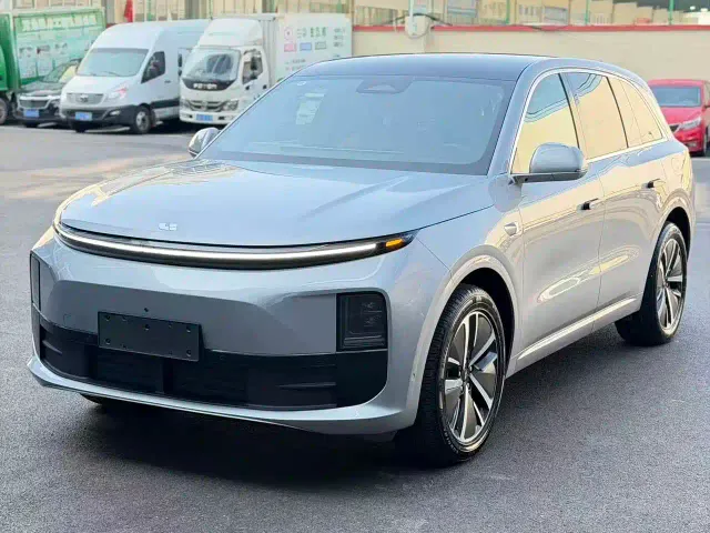 Фотография автомобиля — Li Auto L6