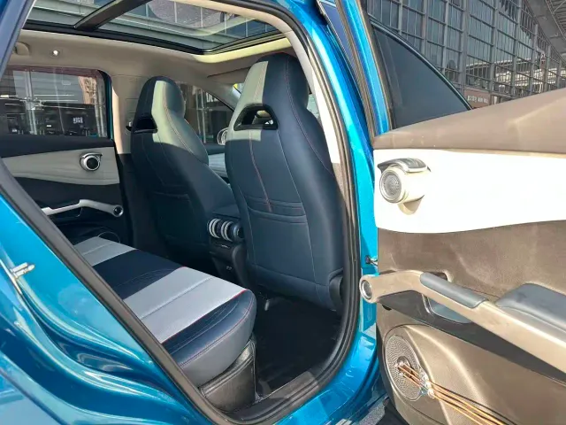 BYD Yuan PLUS — Фото автомобиля 6