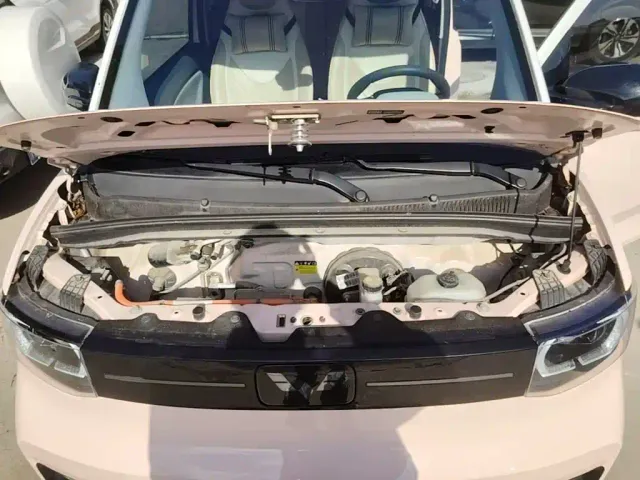 Wuling Hongguang Mini EV — Фото автомобиля 19