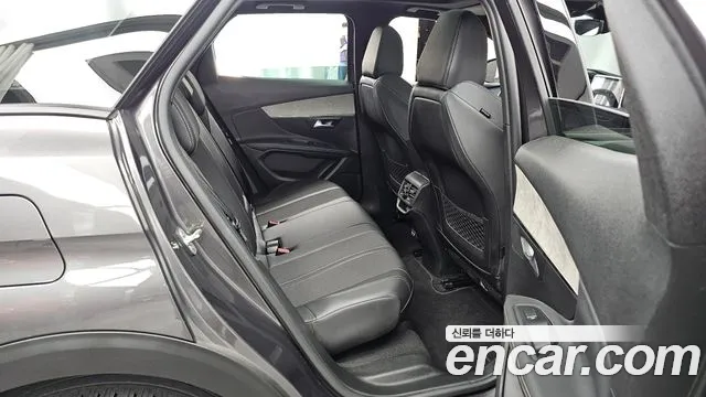 Peugeot 3008 — Фото автомобиля 12