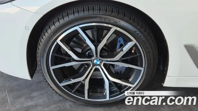 BMW 5 Series G30 — Фото автомобиля 5
