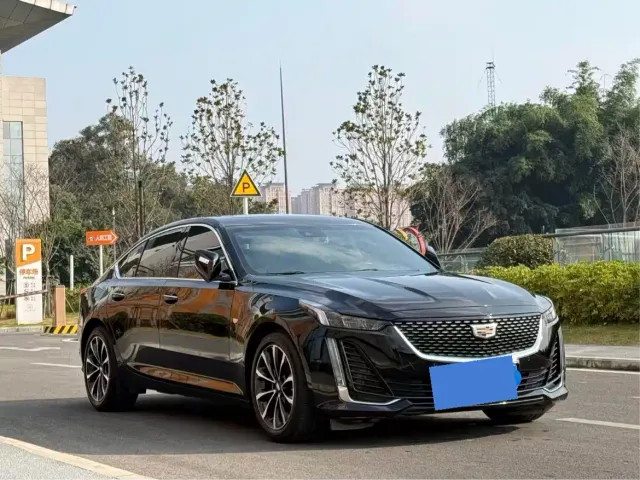 Cadillac CT5 — Фото автомобиля 3