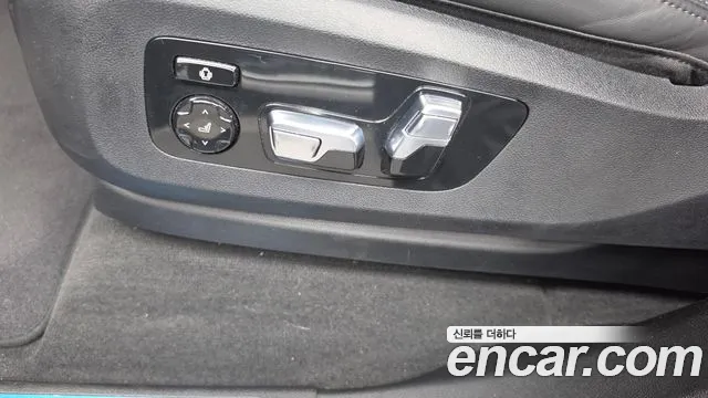 BMW X5 xDrive 40i M Sport — Фото автомобиля 27