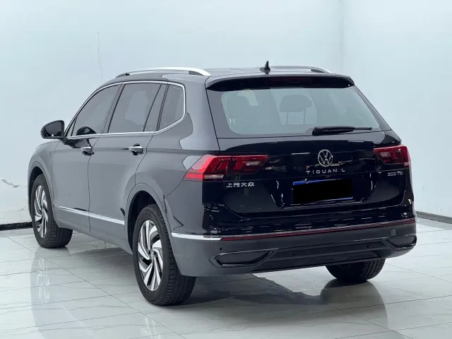 Volkswagen Tiguan L — Фото автомобиля 22
