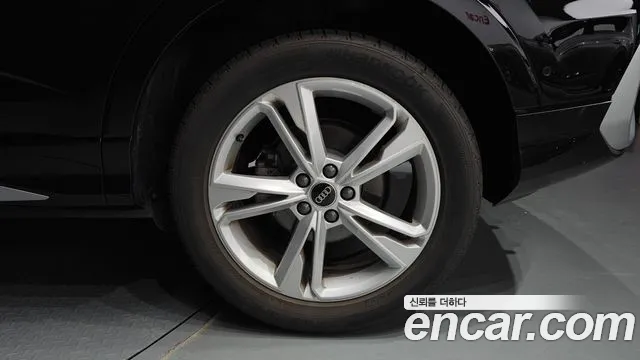 Audi Q3 35 TDI Premium Sportback — Фото автомобиля 20