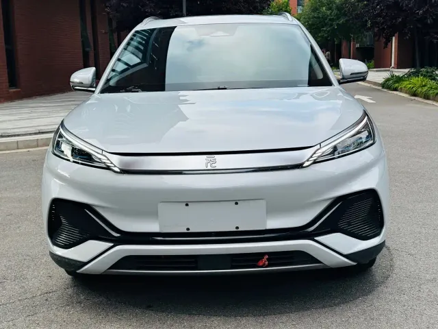BYD Yuan PLUS — Фото автомобиля 2