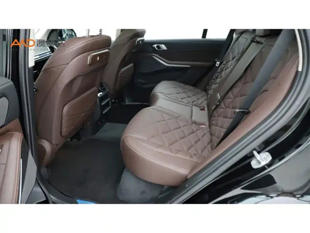 BMW X5 — Фото автомобиля 7