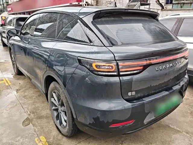 Leapmotor C11 — Фото автомобиля 4