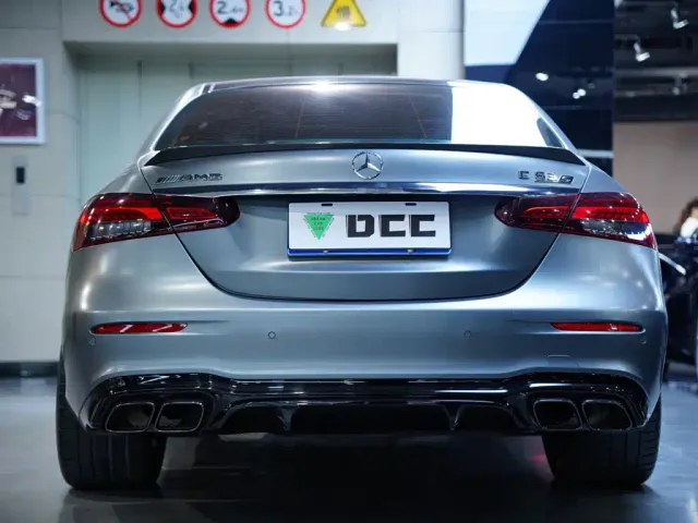 Mercedes-Benz E-Class AMG — Фото автомобиля 10