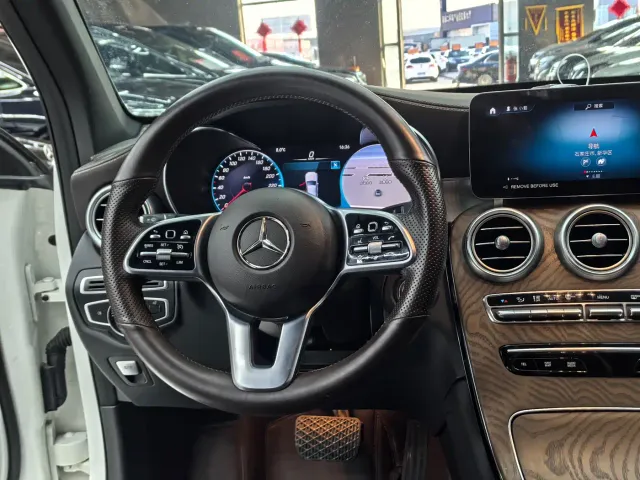 Mercedes-Benz GLC-Class — Фото автомобиля 16