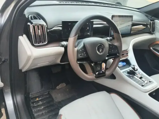 BYD Song Pro — Фото автомобиля 12
