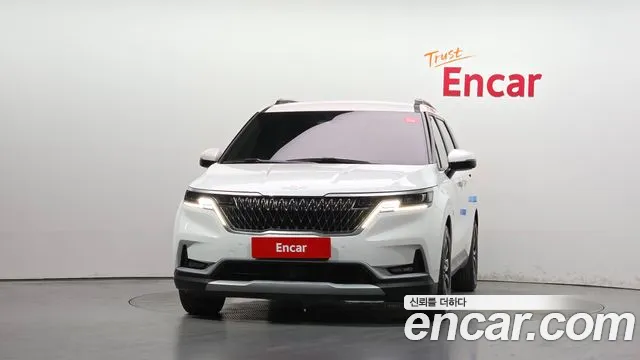 Kia Canival — Фото автомобиля 3