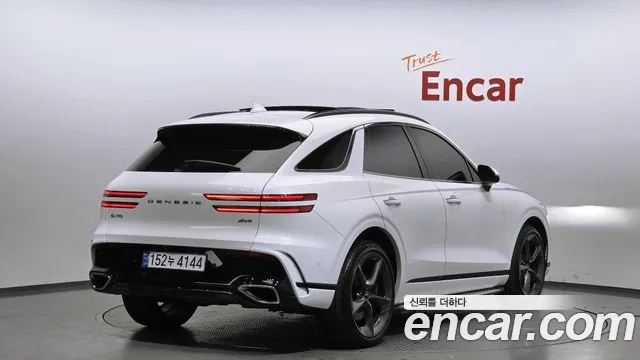 Genesis GV70 2.5T Бензин AWD — Фото автомобиля 2