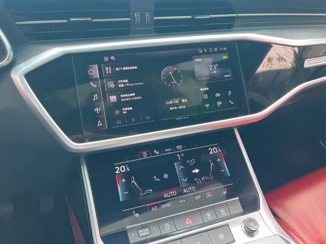 Audi A7L — Фото автомобиля 14