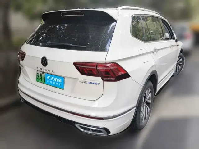 Volkswagen Tiguan L PHEV — Фото автомобиля 2