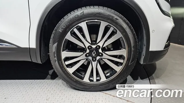 Renault-KoreaSamsung QM6 Новый QM6 2.0 LPe Première 2WD — Фото автомобиля 20