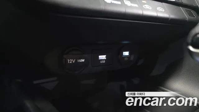 Hyundai AVANTE Avante (CN7) — Фото автомобиля 28