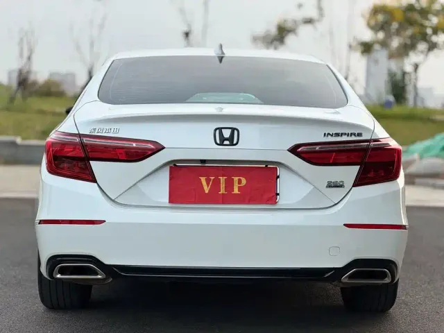 Honda Inspire — Фото автомобиля 4