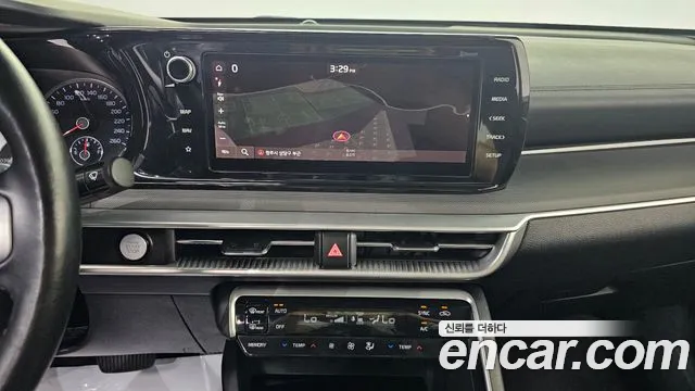 Kia K5 Generation 3 — Фото автомобиля 17