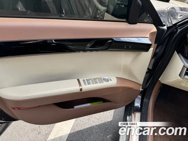 Hyundai Grandeur Grandeur (GN7) — Фото автомобиля 9