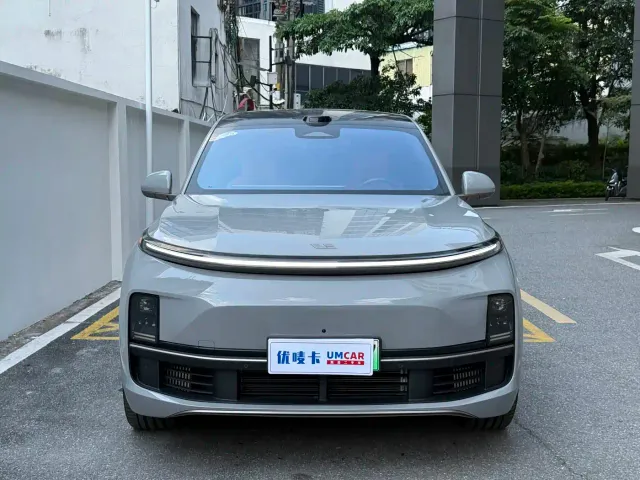 Li Auto L9 — Фото автомобиля 2