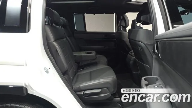 Hyundai Santafe — Фото автомобиля 10