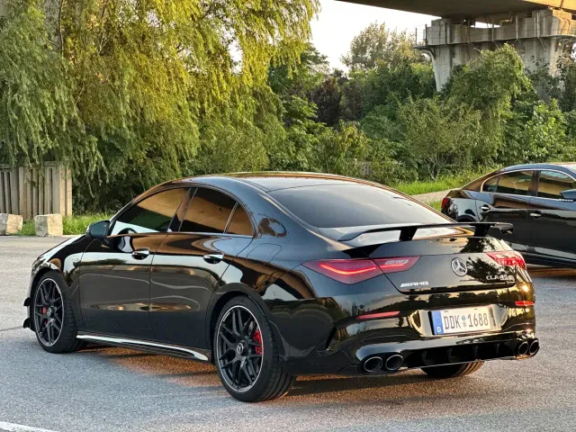Mercedes-Benz CLA-Class AMG — Фото автомобиля 12