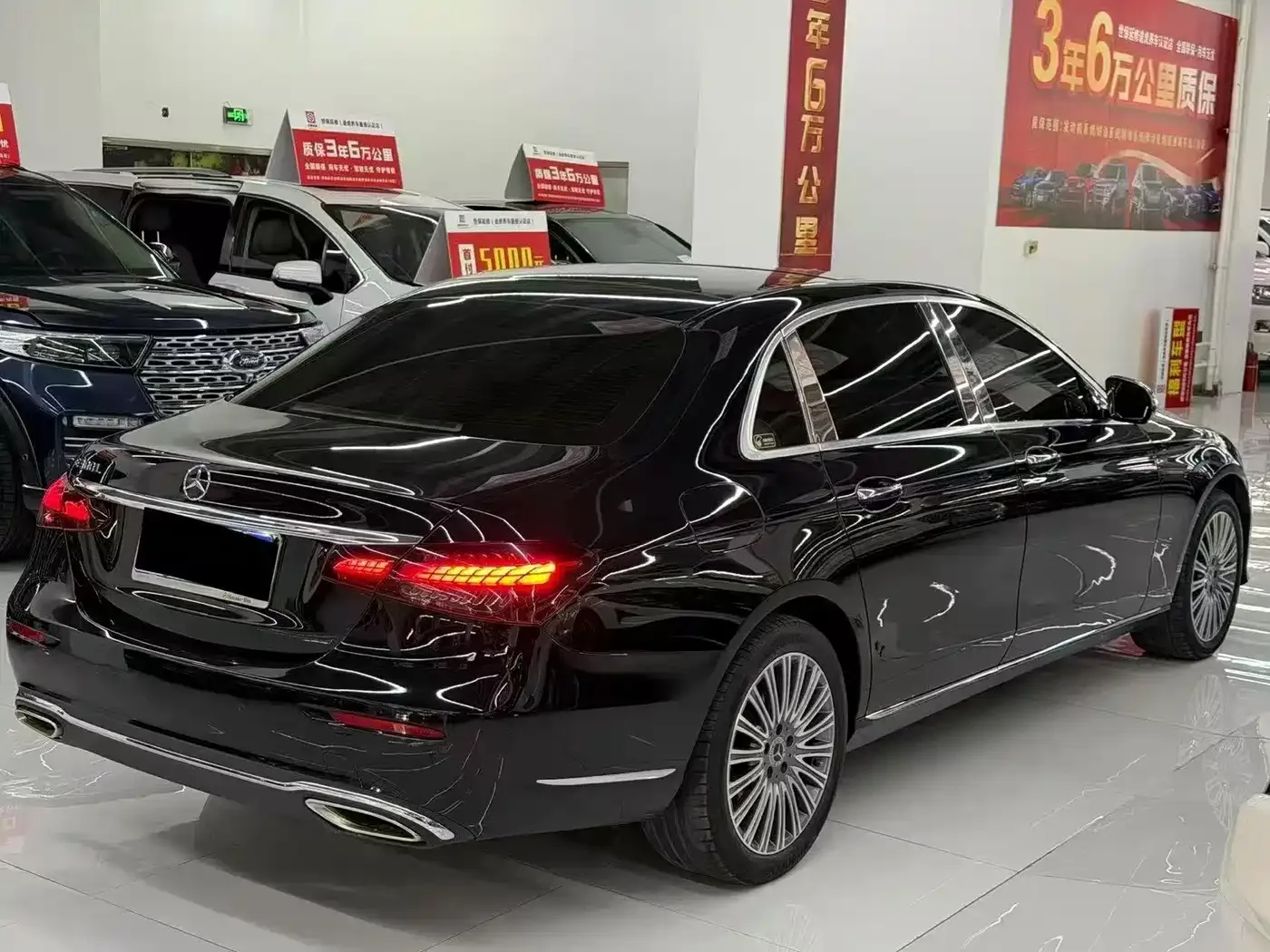 Mercedes-Benz Mercedes-Benz E-Class 2022 Facelift III E 300 L Luxury — Фото автомобиля 8