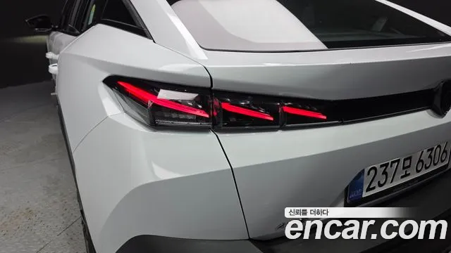 Peugeot 408 — Фото автомобиля 21