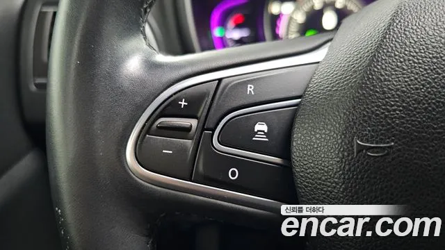 Renault-KoreaSamsung QM6 Новый QM6 2.0 LPe RE Signature 2WD — Фото автомобиля 13