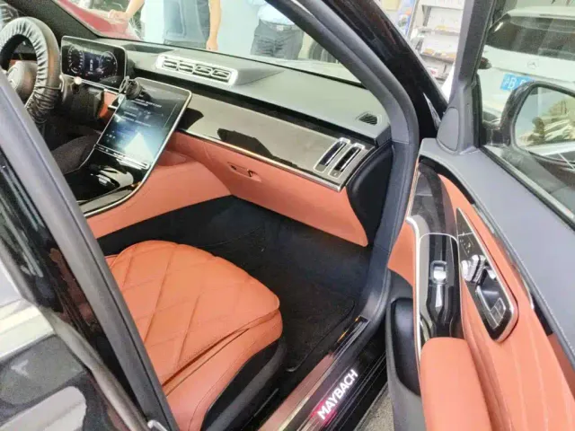 Mercedes-Benz Maybach S-Class — Фото автомобиля 12