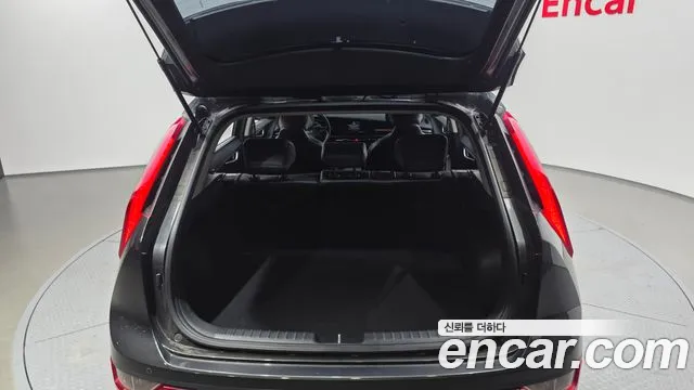 Kia Niro The All New Niro Prestige — Фото автомобиля 20