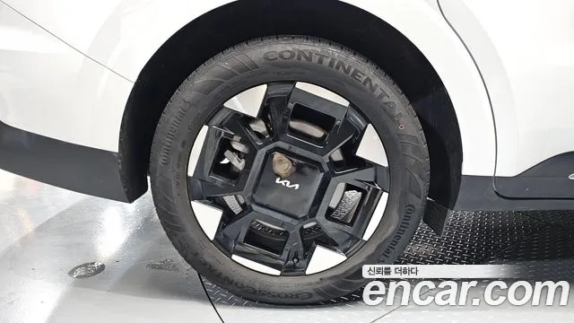 Kia Canival Новый Carnival 4 поколение HEV 9 мест Signature — Фото автомобиля 5