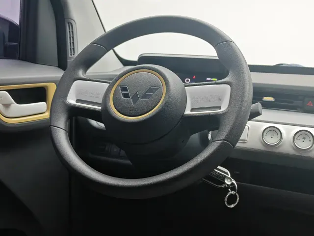 Wuling Hongguang Mini EV — Фото автомобиля 21
