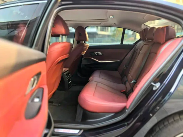 BMW i3 — Фото автомобиля 11